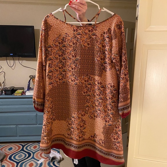 Patterned Dress - Picture 2 of 2